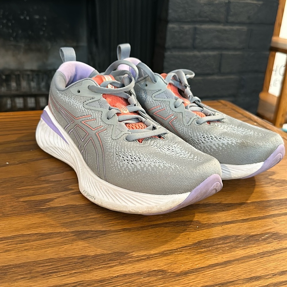 Women’s ASICS Gel Cumulus 25